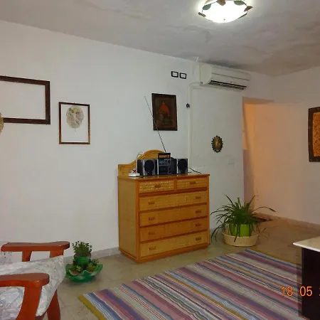 Ieri Oggi E Domani فندق مبيت وإفطار